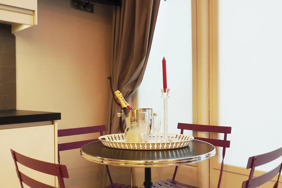 Palais Royal Apartment Paříž